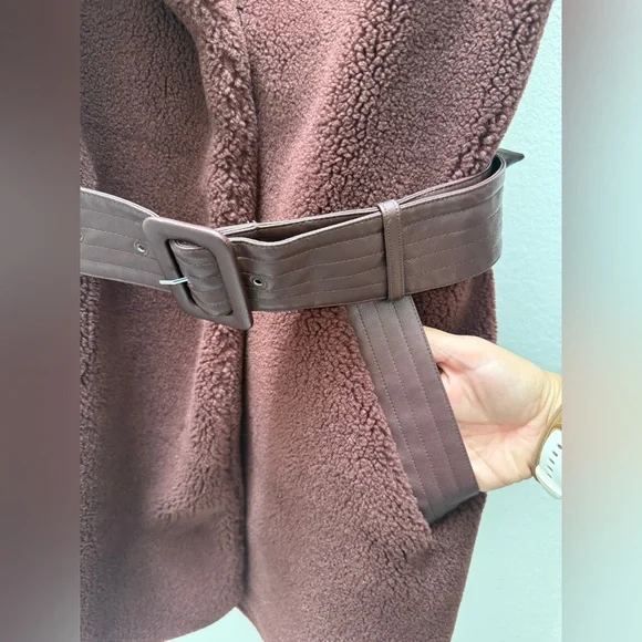 Karen Millen Deep Burgundy Teddy Sleeveless Belted Vest oversized 4 - Picture 6 of 12